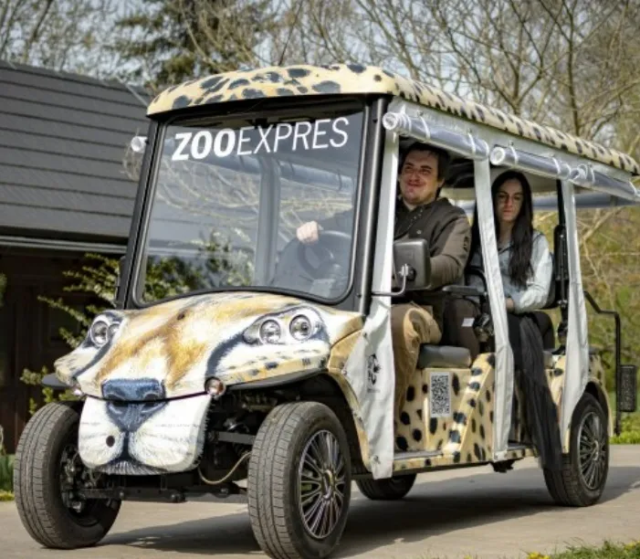 Večerní ZooExpress + rodinná vstupenka